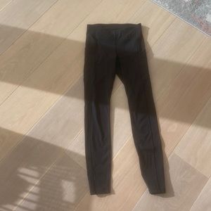 Black Lululemon leggings